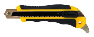 Нож Ultima, 18 мм, автомат.фиксация, доп.выступ. черное лезвие Sk5 (1уп- 12шт)